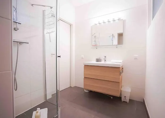 Holiday home Modern Living In Center - Fully Equipped